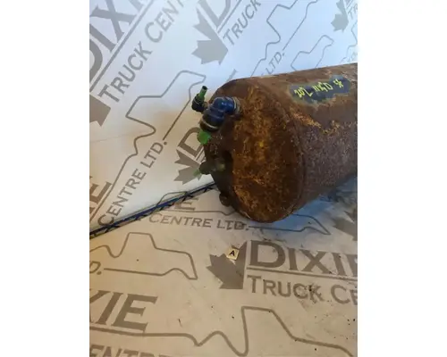 Freightliner 122SD Air Tank