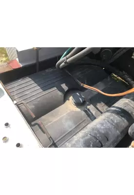 Freightliner 122SD Battery Box