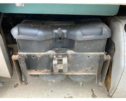 Freightliner 122SD Battery Box