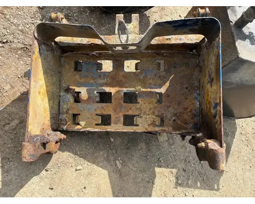 Freightliner 122SD Battery Box