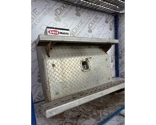 Freightliner 122SD Battery Box