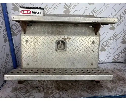 Freightliner 122SD Battery Box