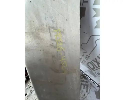 Freightliner 122SD Battery Box