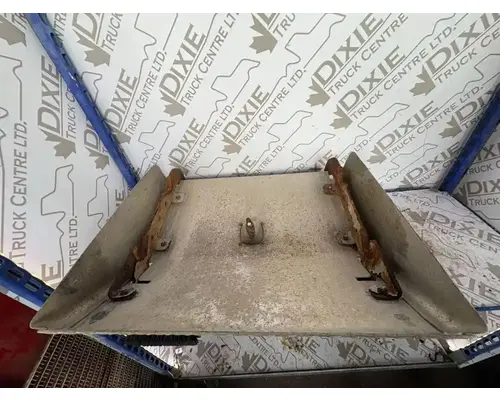 Freightliner 122SD Battery Box