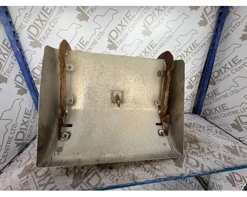 Freightliner 122SD Battery Box