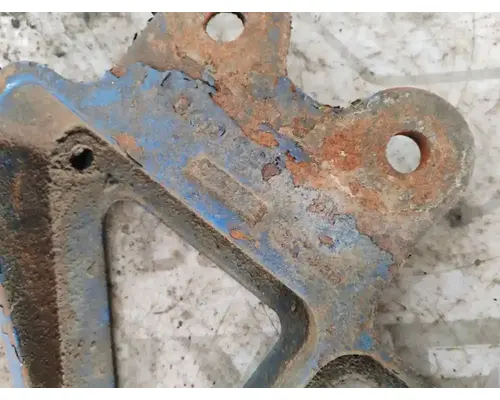 Freightliner 122SD Brackets, Misc.