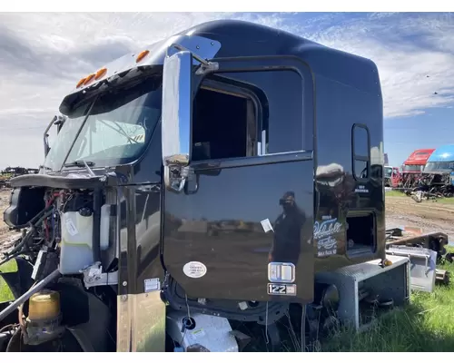 Freightliner 122SD Cab Assembly