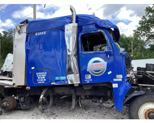 Freightliner 122SD Cab Assembly