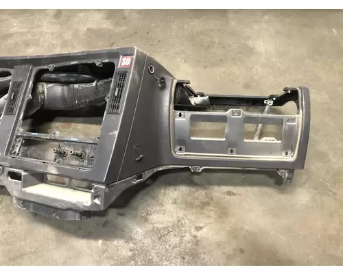 Freightliner 122SD Dash Assembly