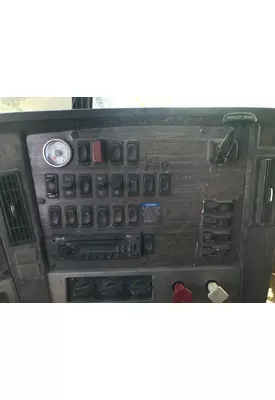 Freightliner 122SD Dash Assembly