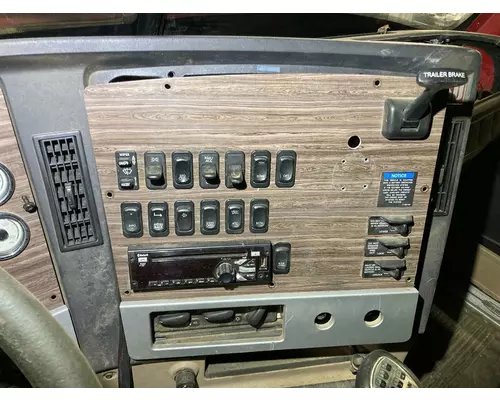 Freightliner 122SD Dash Assembly