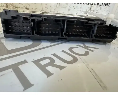 Freightliner 122SD ECM