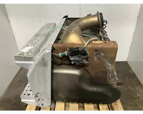 Freightliner 122SD Exhaust DPF Assembly