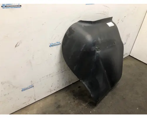 Freightliner 122SD Fender