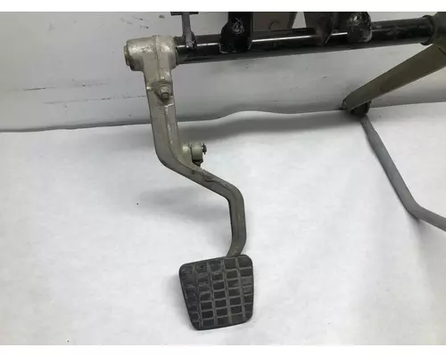 Freightliner 122SD Foot Control , Pedal