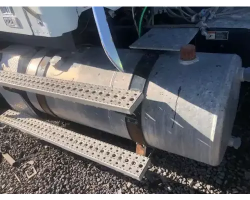 Freightliner 122SD Fuel Tank