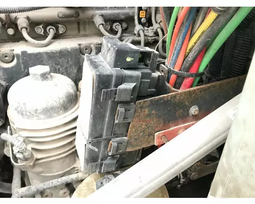 Freightliner 122SD Fuse Box