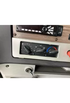 Freightliner 122SD Heater & AC Temperature Control