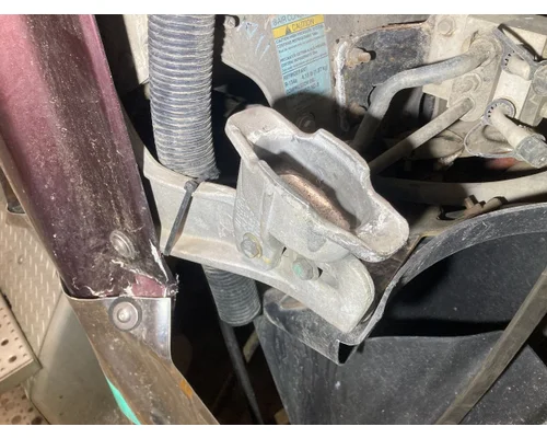 Freightliner 122SD Hood Rest