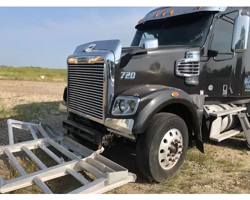 Freightliner 122SD Hood