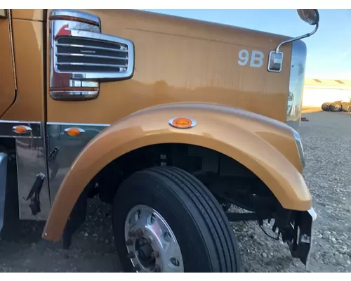 Freightliner 122SD Hood