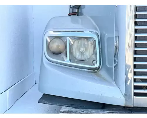 Freightliner 122SD Hood