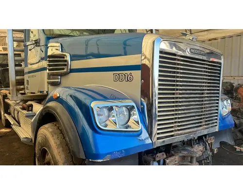 Freightliner 122SD Hood