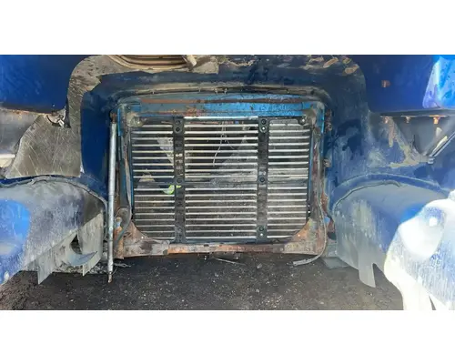 Freightliner 122SD Hood