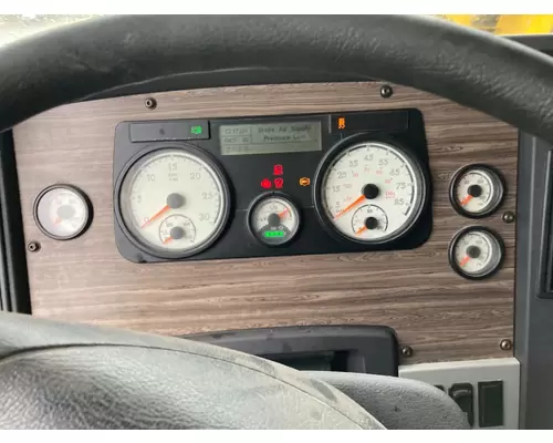 Freightliner 122SD Instrument Cluster