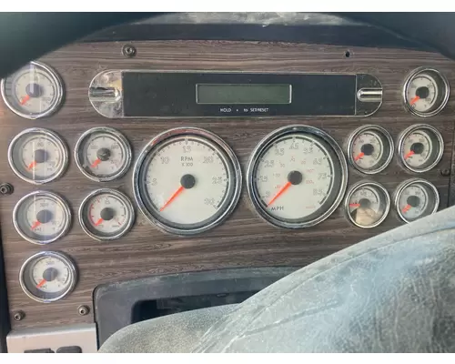 Freightliner 122SD Instrument Cluster