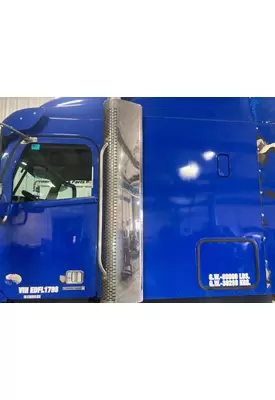 Freightliner 122SD Muffler Shield