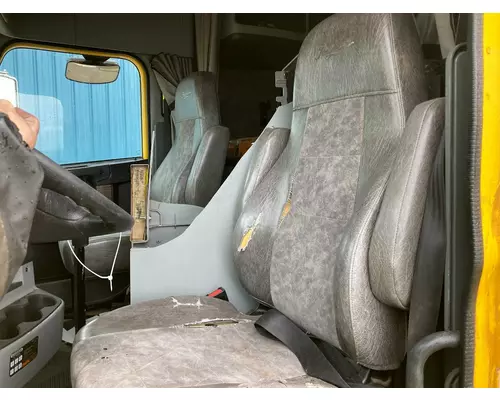 Freightliner 122SD Seat (non-Suspension)