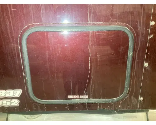 Freightliner 122SD Sleeper