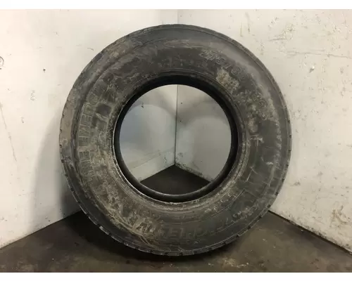 Freightliner 122SD Tires