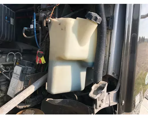 Freightliner 122SD Windshield Washer Reservoir