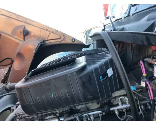 Air Cleaner Freightliner 122SD Vander Haags Inc Sp
