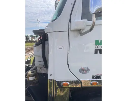 Cowl Freightliner 122SD Vander Haags Inc Sp