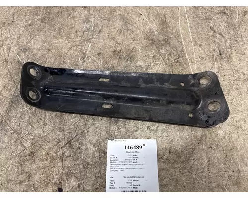 Brackets, Misc. FREIGHTLINER 15-27733-001 West Side Truck Parts