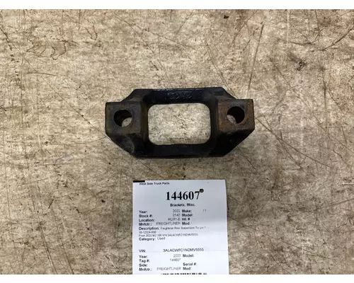 Brackets, Misc. FREIGHTLINER 16-12324-000 West Side Truck Parts