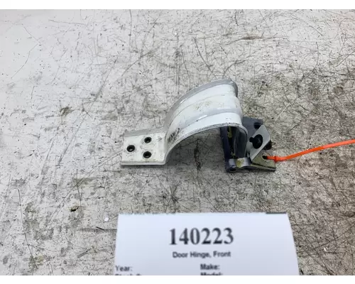 Door Hinge, Front FREIGHTLINER 18-67415-002 West Side Truck Parts