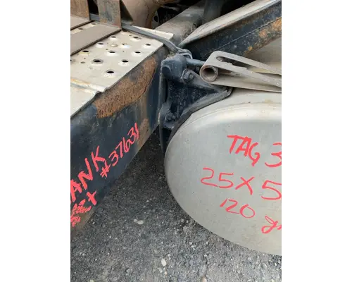 Fuel Vapor Canister FREIGHTLINER 25" Hagerman Inc.