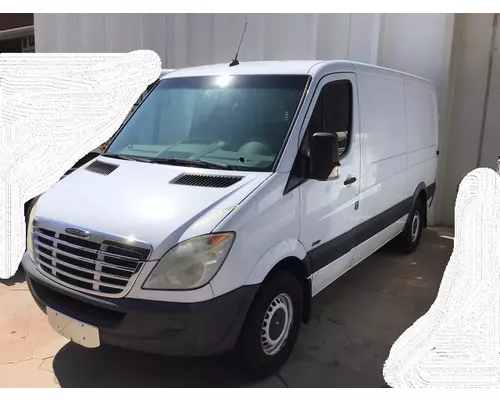 Complete Vehicle FREIGHTLINER 2500 Bluetec Sprinter Van American Truck Sales