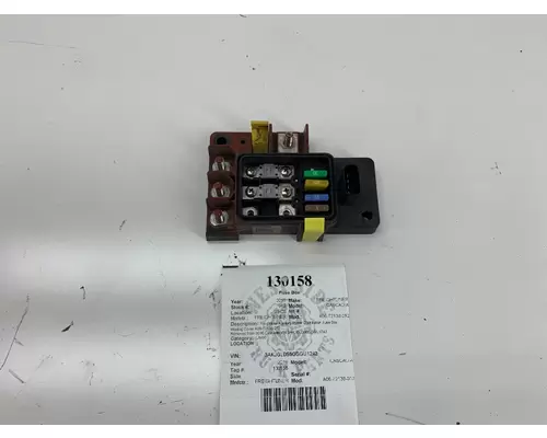 Fuse Box FREIGHTLINER A06-72138-012 West Side Truck Parts