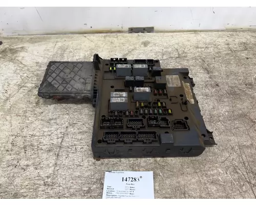 Fuse Box FREIGHTLINER A06-75981-003 West Side Truck Parts