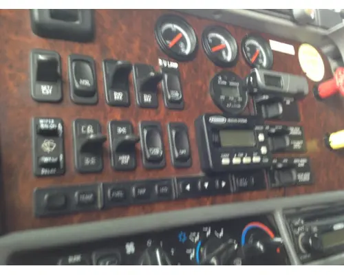 Freightliner ARGOSY Dash Assembly
