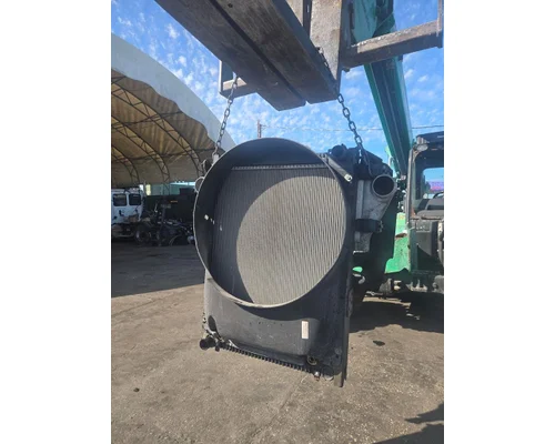 Radiator FREIGHTLINER B2 Bus Chassis Usa Trade &amp; Exports Inc