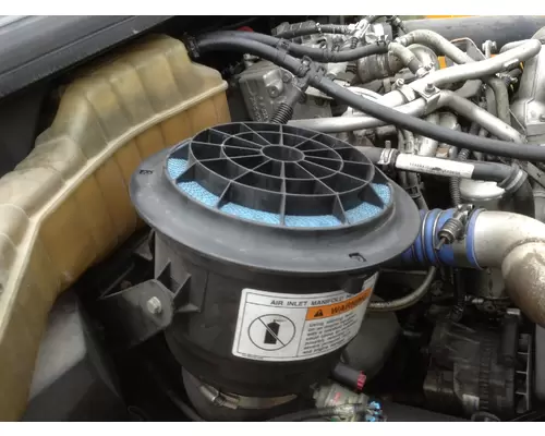 Freightliner B2 Air Cleaner