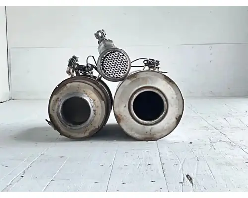 Freightliner B2 DPF (Diesel Particulate Filter)