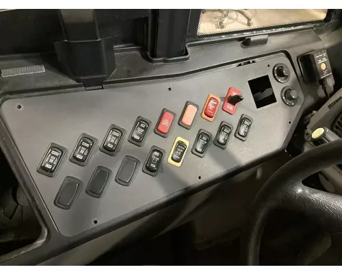 Freightliner B2 Dash Assembly