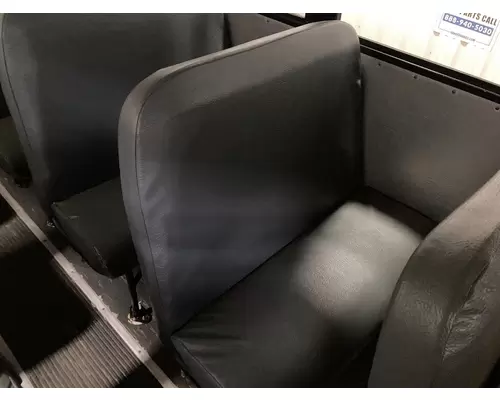 Freightliner B2 Seat (non-Suspension)